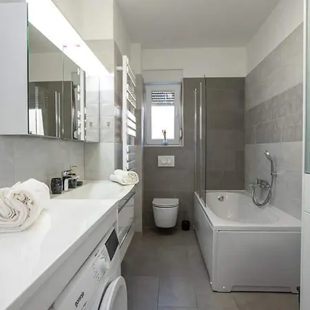 Mareta Wave * Задар