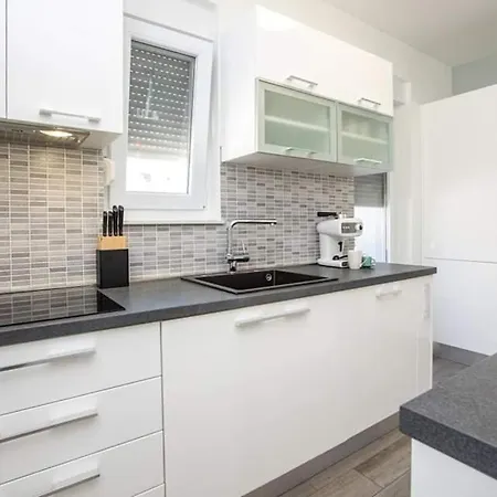 Mareta Wave * Задар